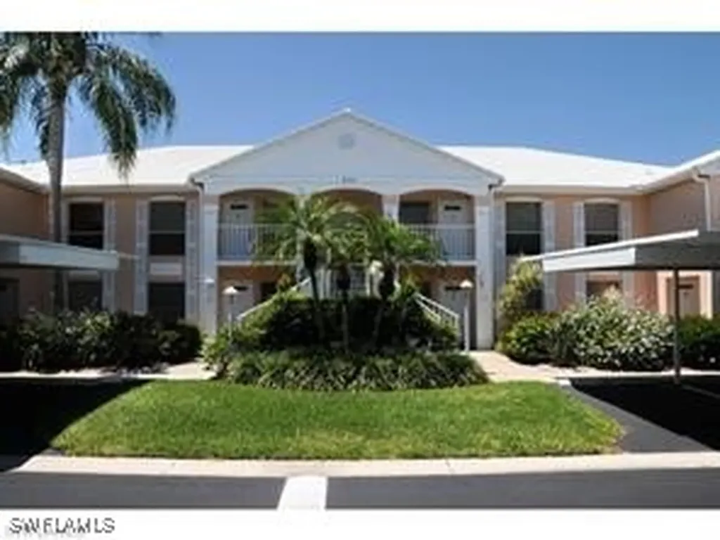 834 Gulf Pavilion Drive Naples FL 34108