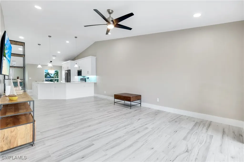 834 Gulf Pavilion Drive Naples FL 34108