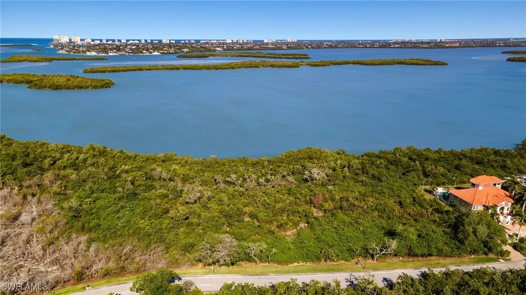 Marco Island FL, 929 Whiskey Creek Drive