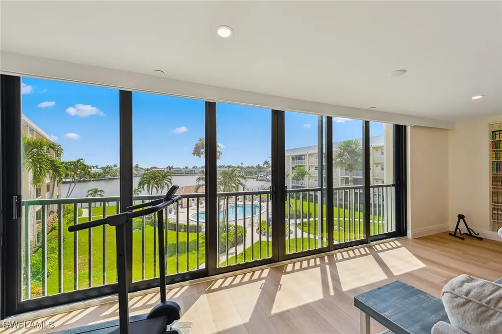 3000 Gulf Shore Boulevard N Naples FL 34103