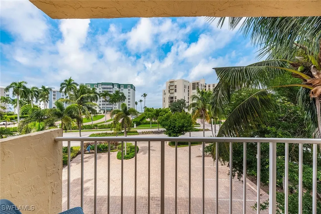 3000 Gulf Shore Boulevard N Naples FL 34103