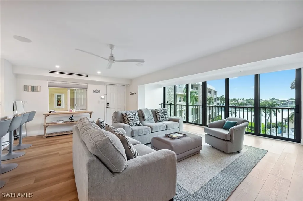 3000 Gulf Shore Boulevard N Naples FL 34103