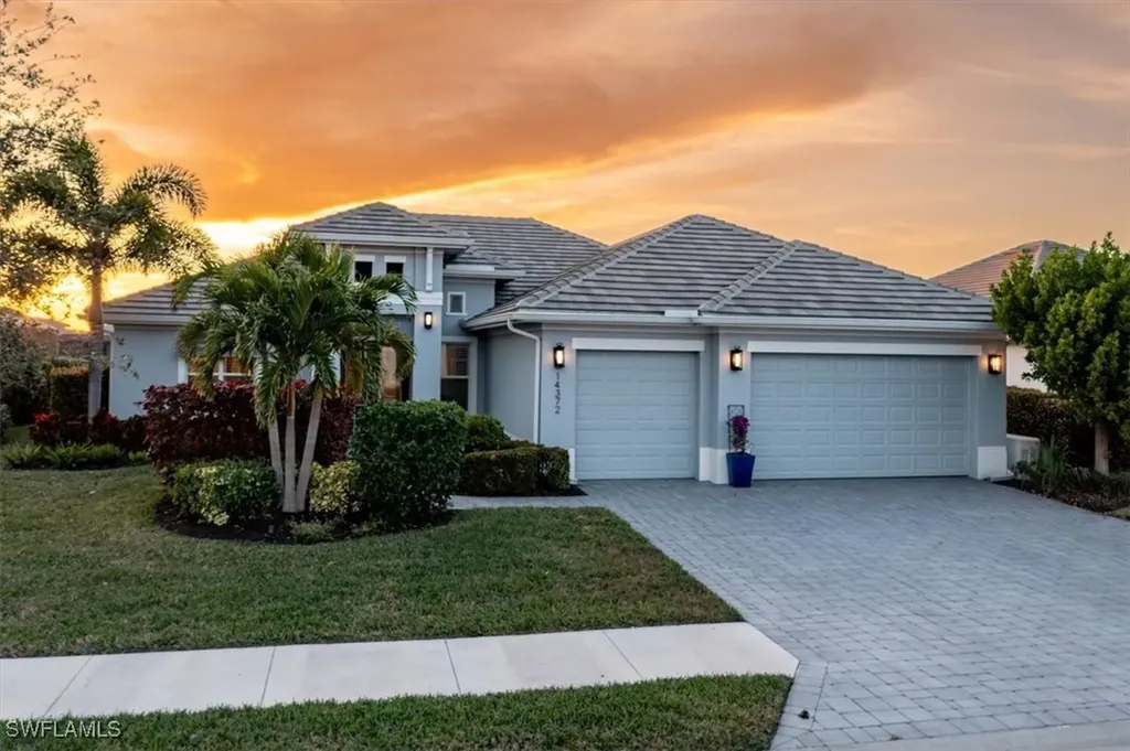 Naples FL, 14372 Neptune Avenue