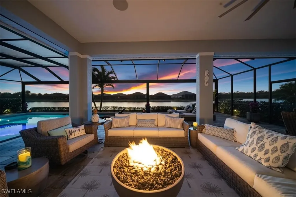 Naples FL, 14372 Neptune Avenue