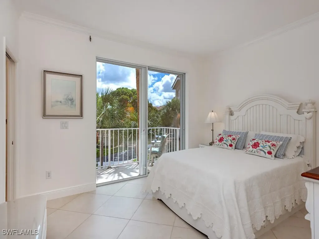 8420 Abbington Circle Naples FL 34108