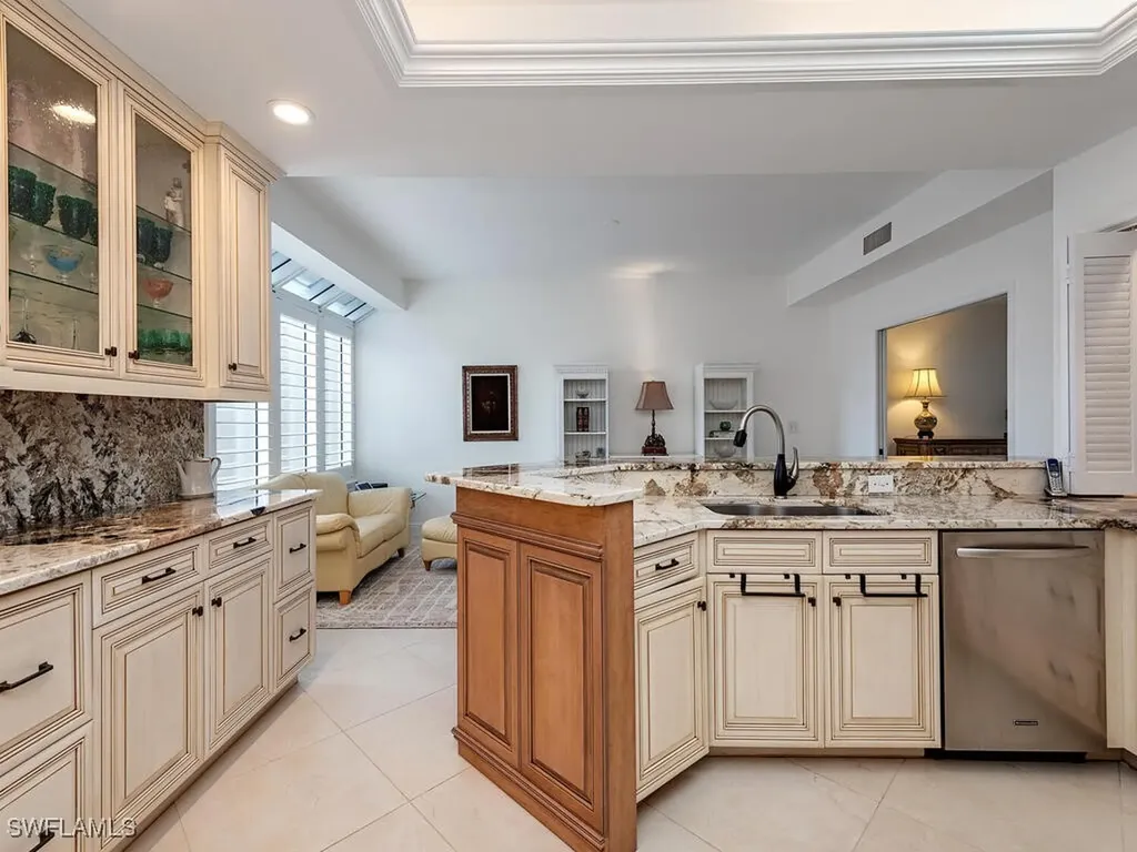 8420 Abbington Circle Naples FL 34108