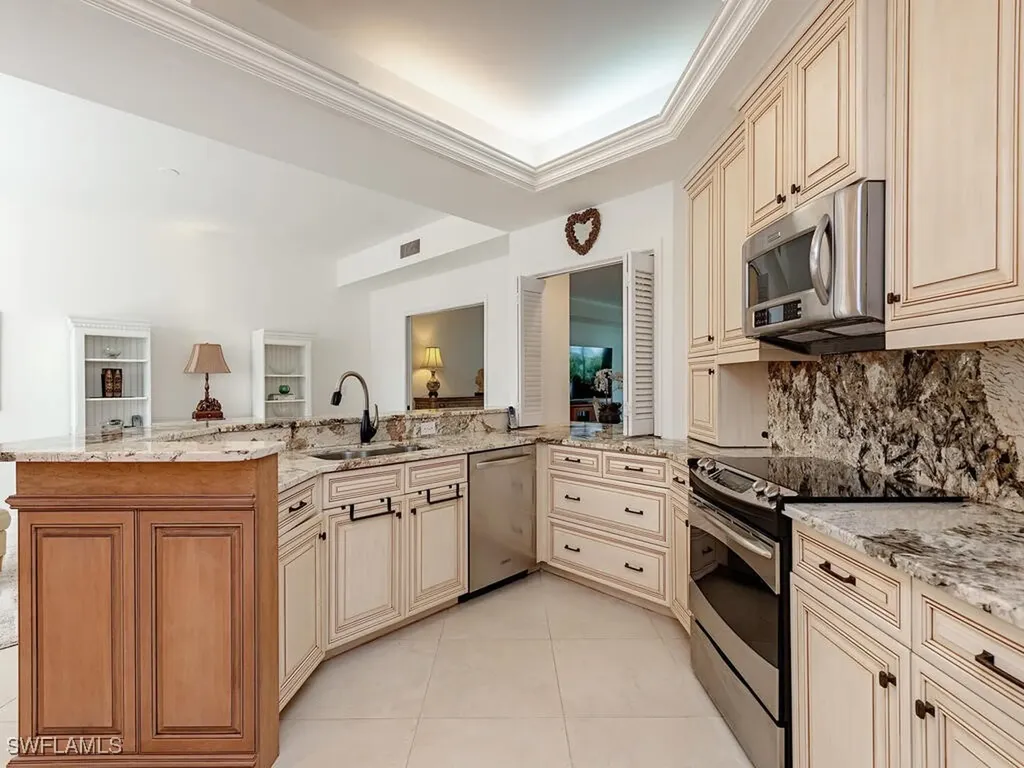 8420 Abbington Circle Naples FL 34108