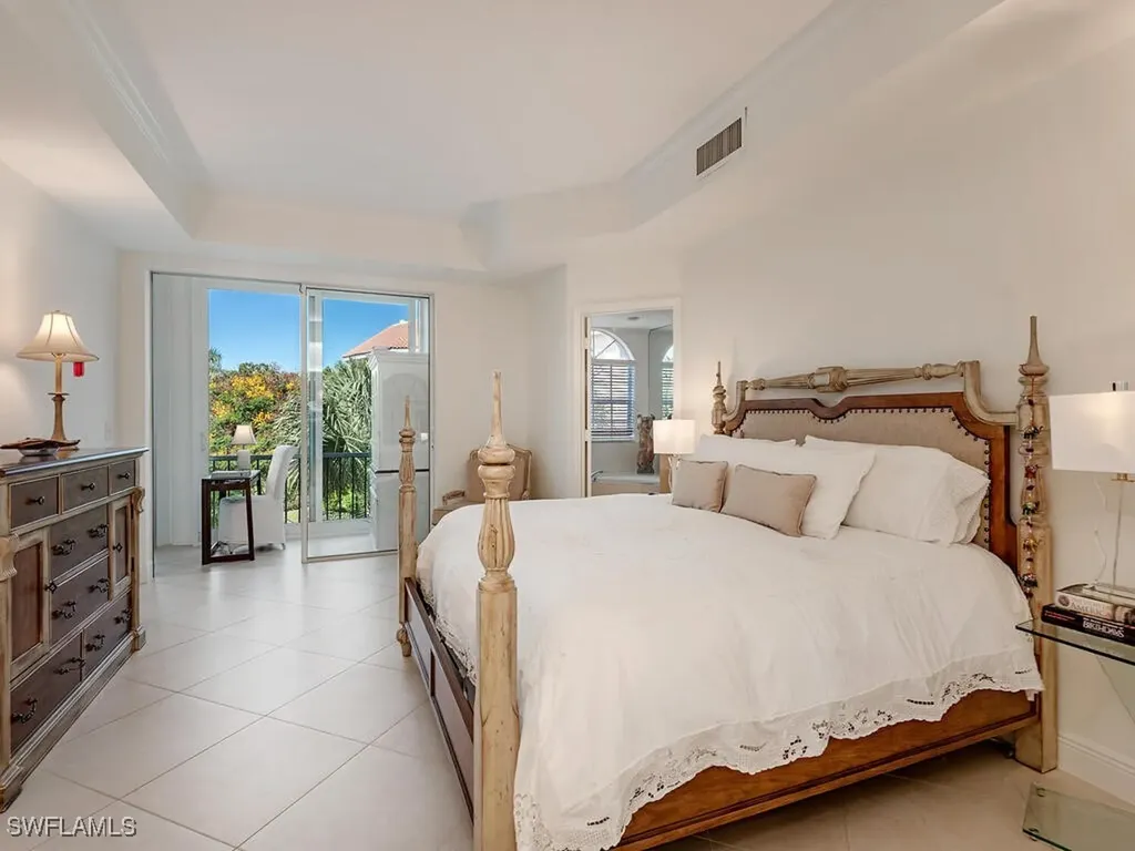 8420 Abbington Circle Naples FL 34108