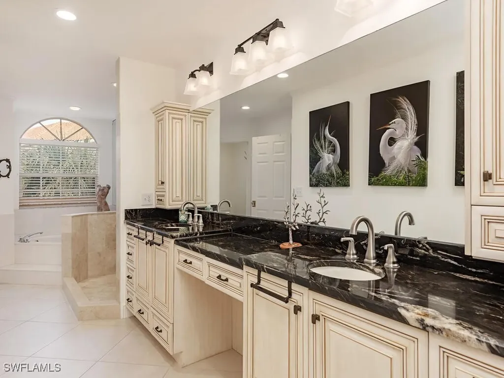 8420 Abbington Circle Naples FL 34108