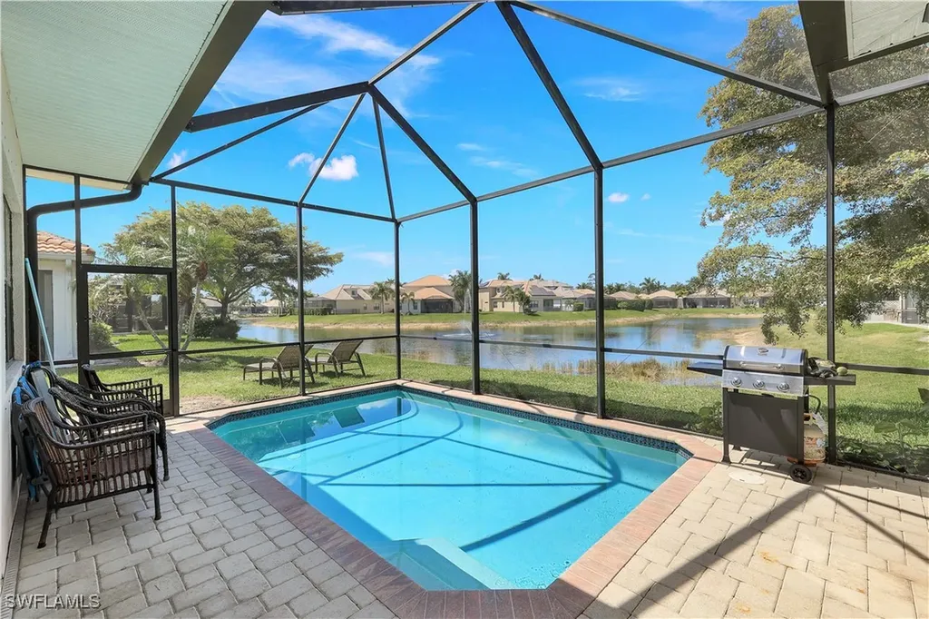 1685 Serrano Circle Naples FL 34105