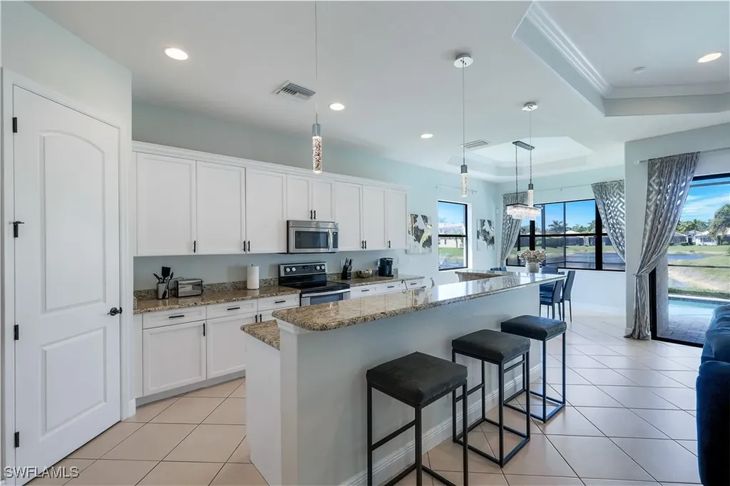 1685 Serrano Circle Naples FL 34105