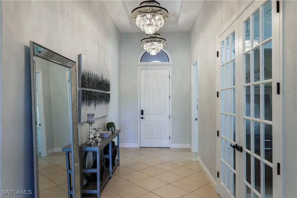 1685 Serrano Circle Naples FL 34105