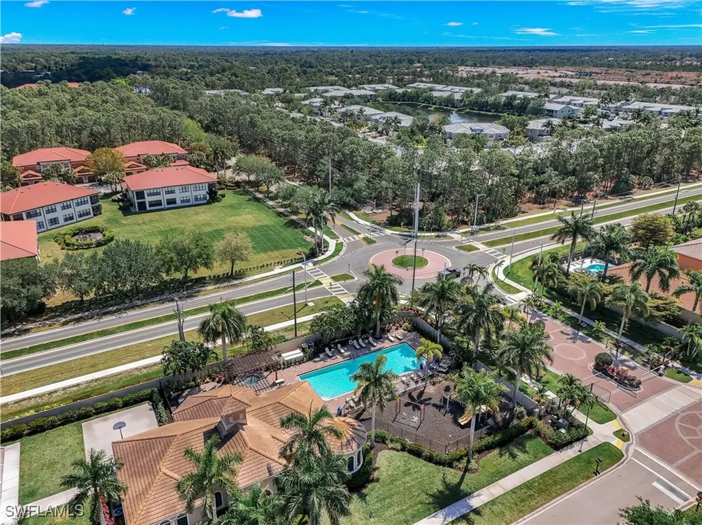 1685 Serrano Circle Naples FL 34105