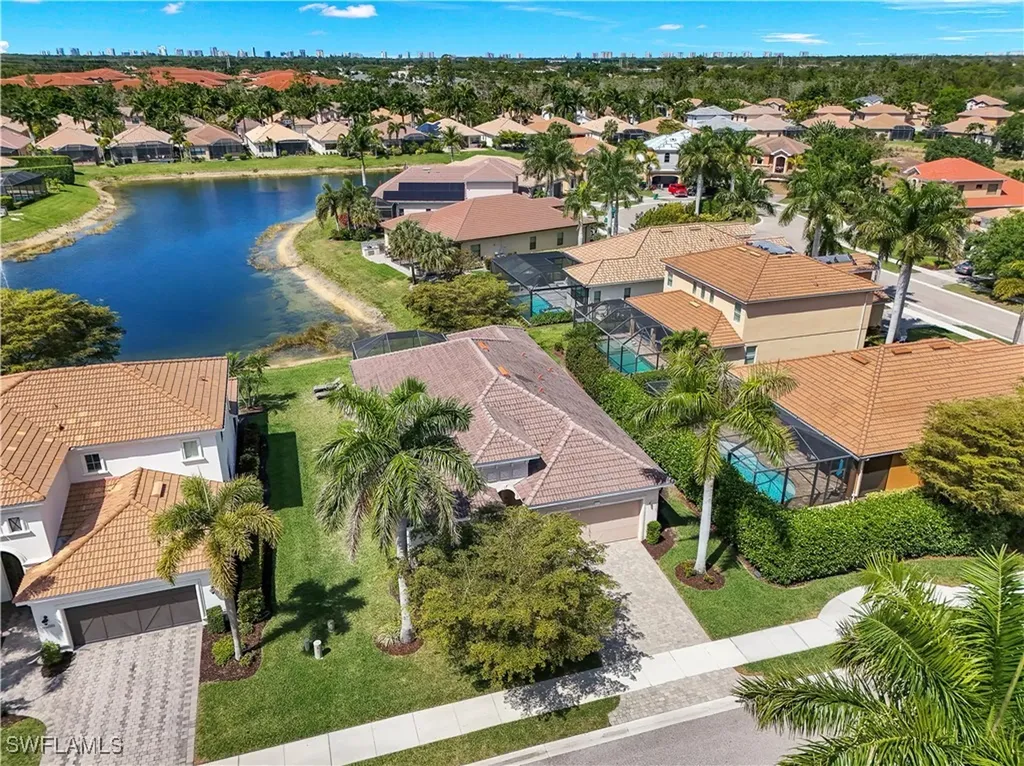 1685 Serrano Circle Naples FL 34105
