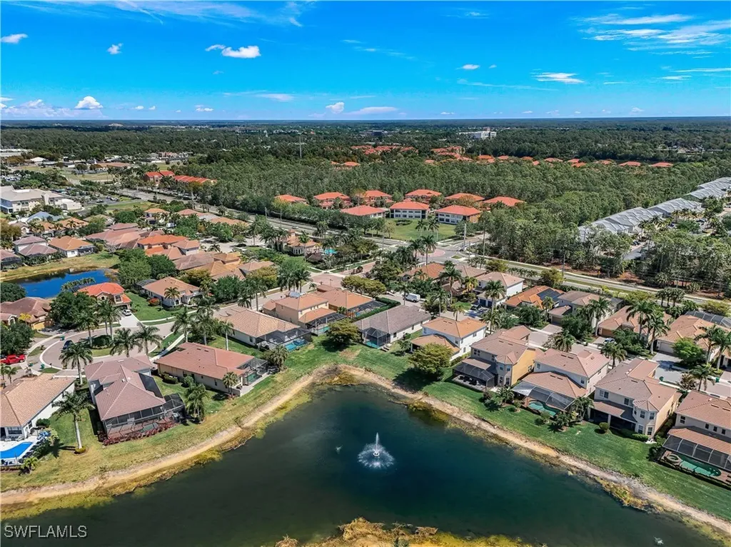 1685 Serrano Circle Naples FL 34105