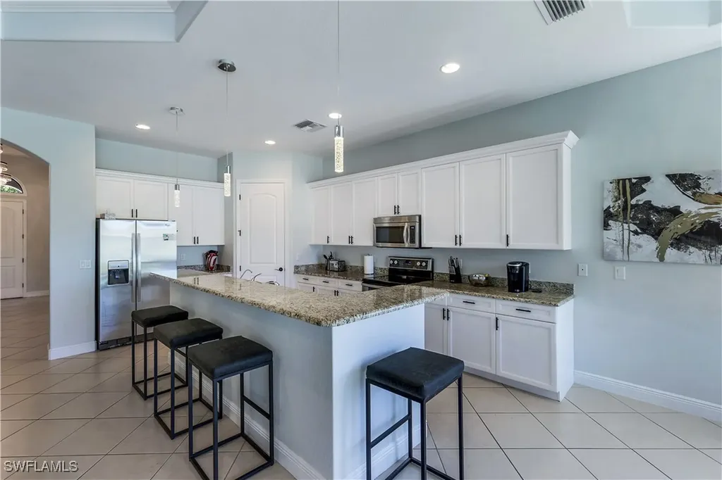 1685 Serrano Circle Naples FL 34105