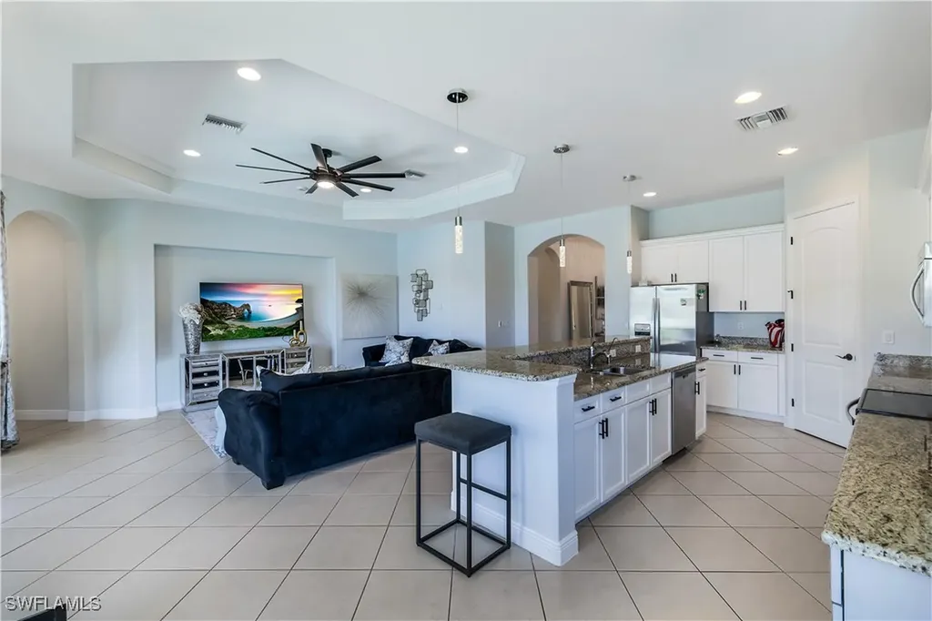 1685 Serrano Circle Naples FL 34105