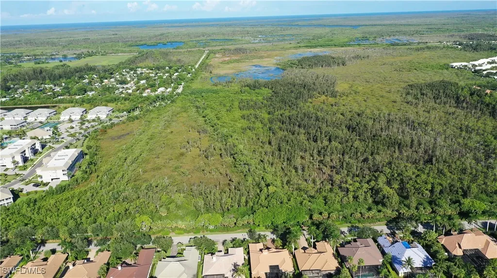 Port Au Prince Road Naples FL 34114