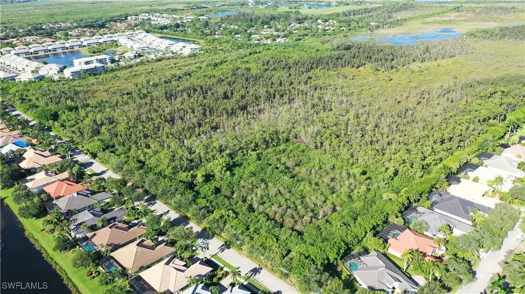 Port Au Prince Road Naples FL 34114