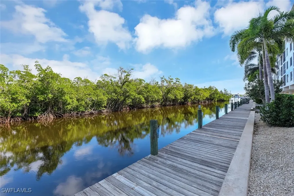 5220 Bonita Beach Road SW Bonita Springs FL 34134