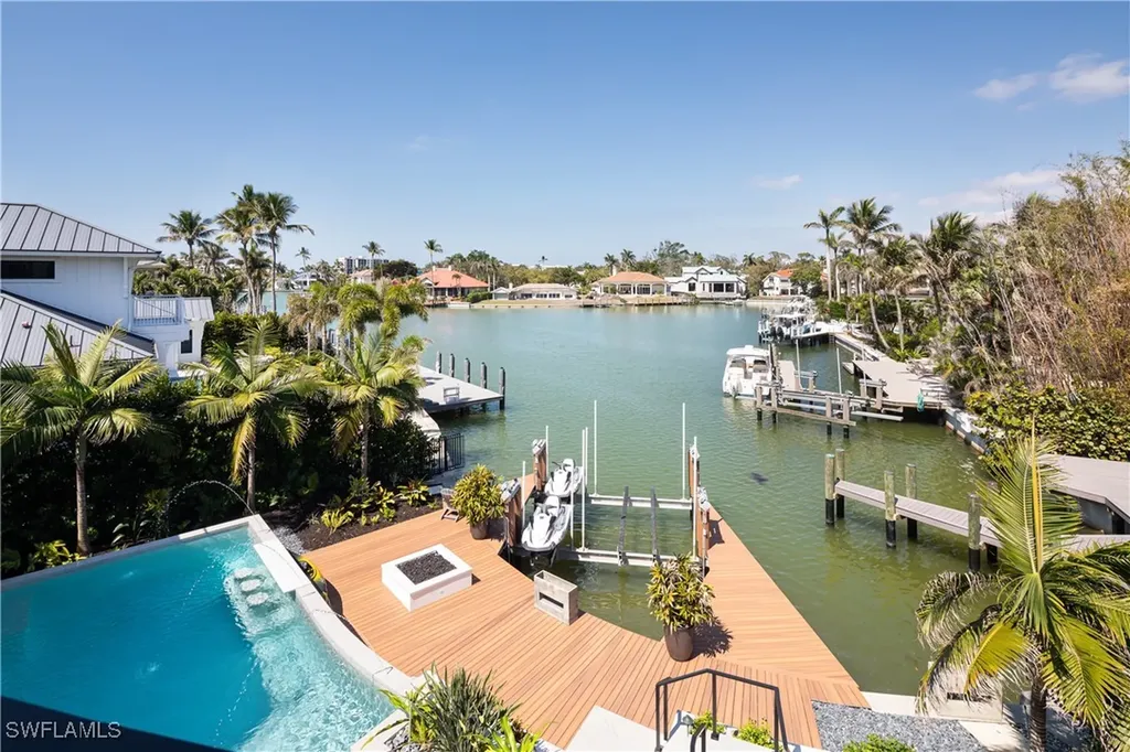 441 Mooring Line Drive Naples FL 34102
