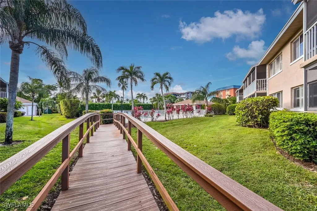 240 Pebble Beach Boulevard Naples FL 34113