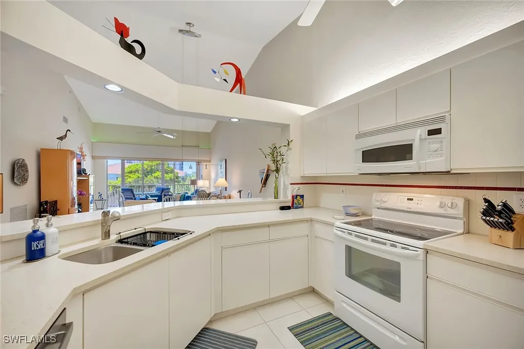 7654 Pebble Creek Circle Naples FL 34108