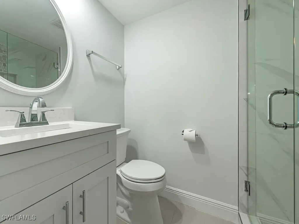 17 High Point Circle N Naples FL 34103
