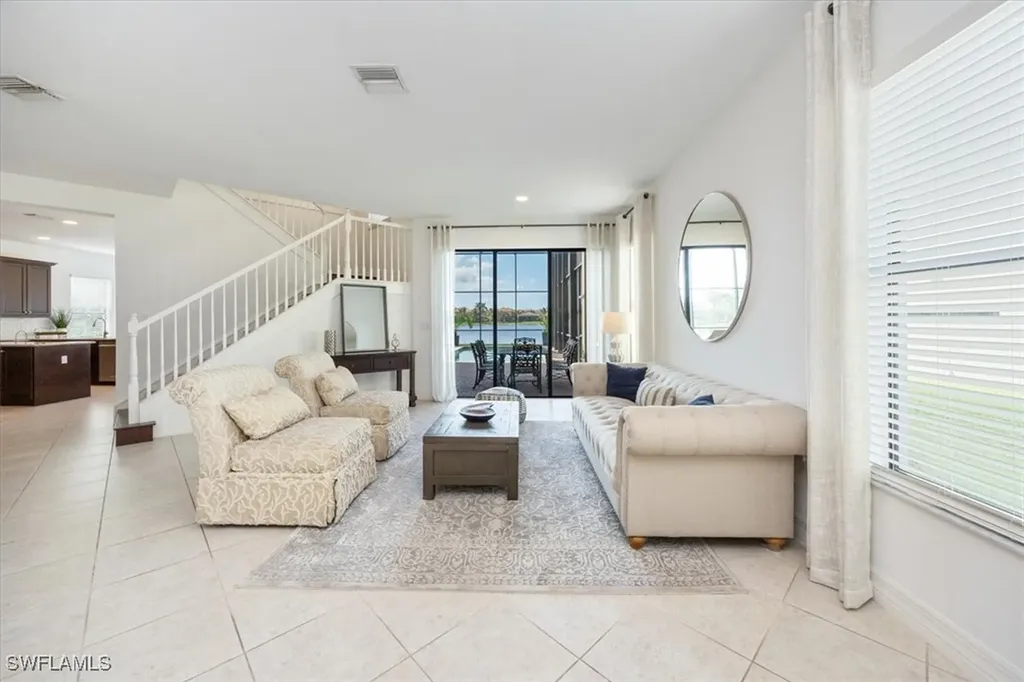 13905 Luna Drive Naples FL 34109