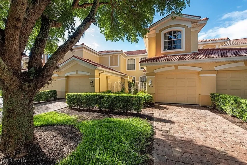 2110 Arielle Drive Naples FL 34109