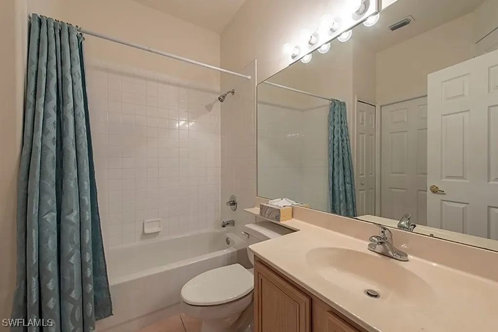 2110 Arielle Drive Naples FL 34109
