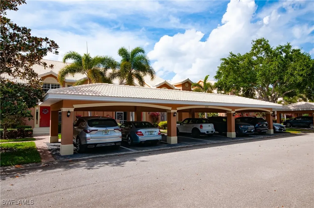 28076 Cavendish Court Bonita Springs FL 34135