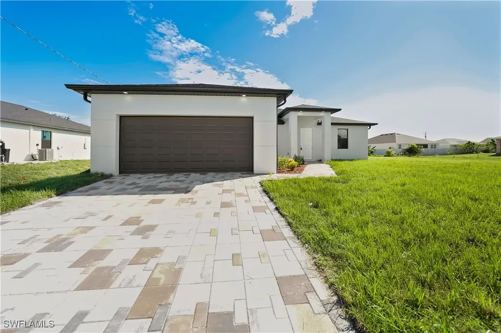 2458 NW 9th Terrace Cape Coral FL 33993