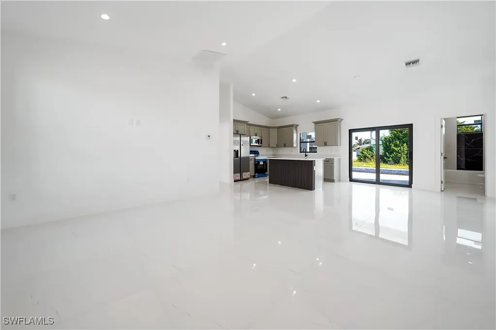 2458 NW 9th Terrace Cape Coral FL 33993