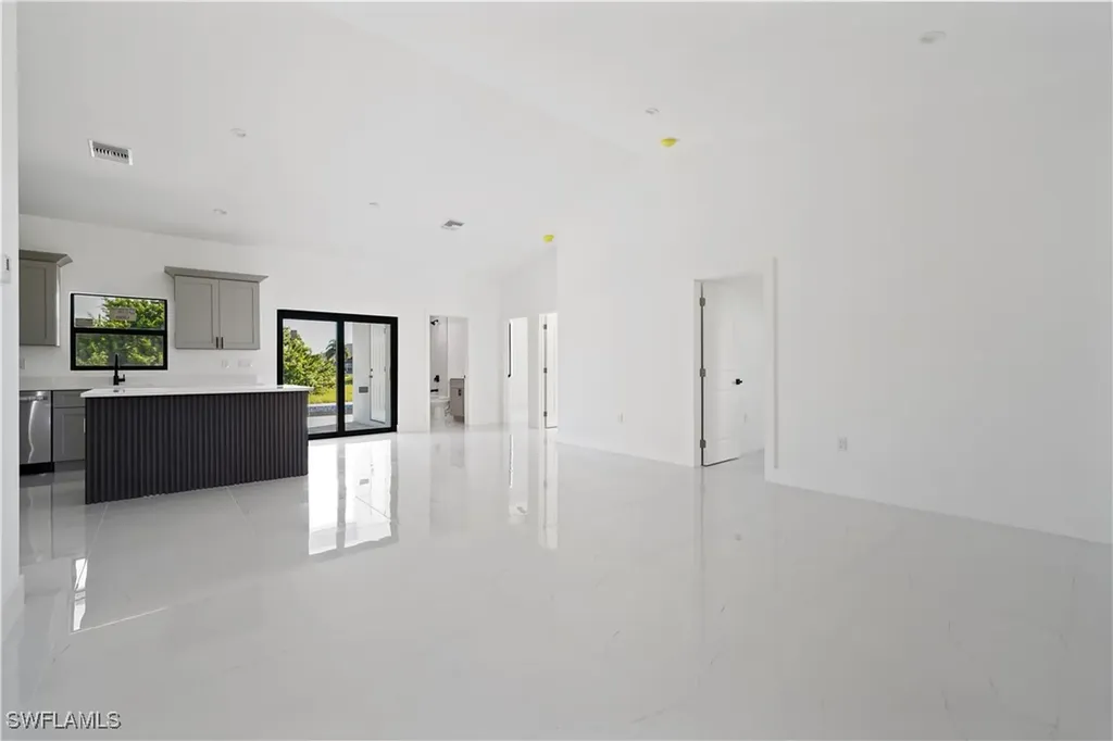 2458 NW 9th Terrace Cape Coral FL 33993
