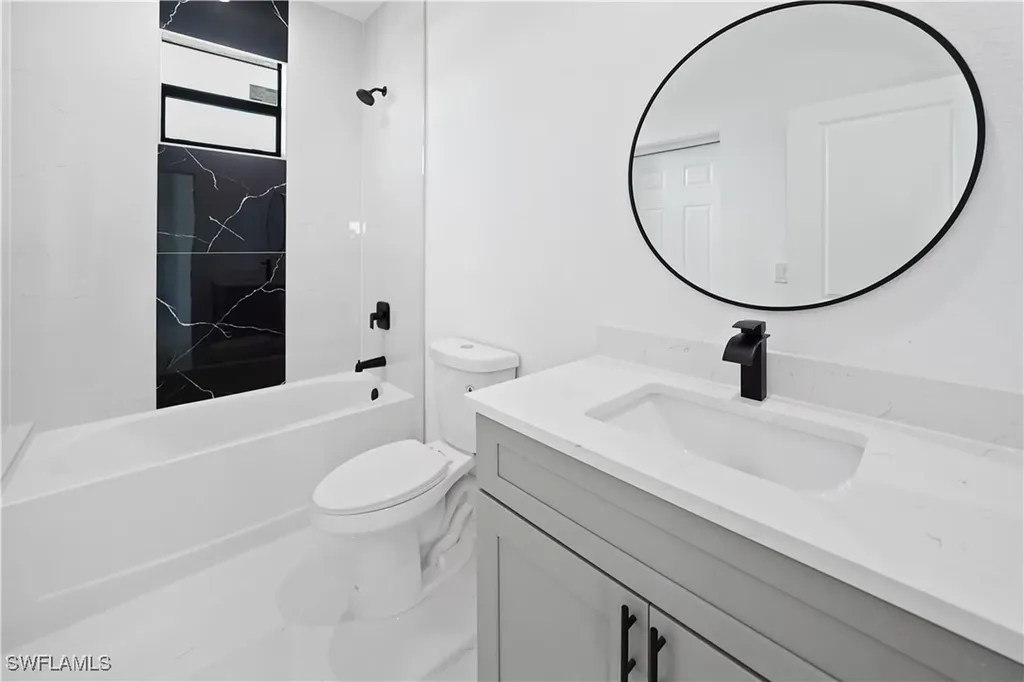 2458 NW 9th Terrace Cape Coral FL 33993