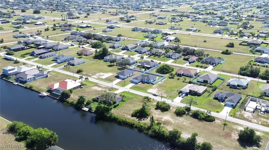 2458 NW 9th Terrace Cape Coral FL 33993