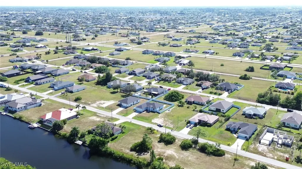2458 NW 9th Terrace Cape Coral FL 33993