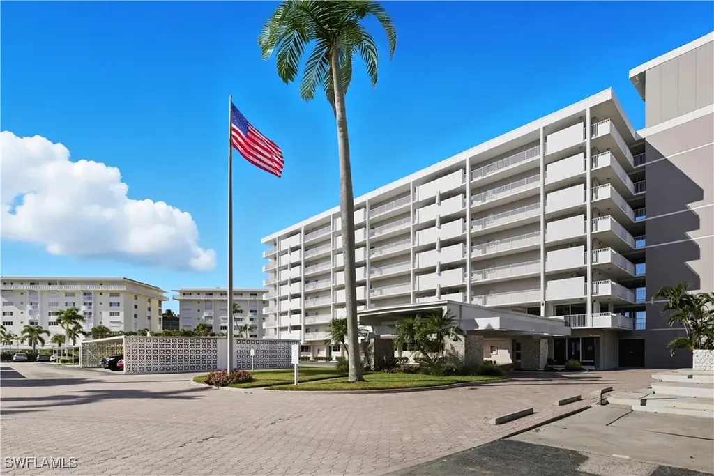 3443 Gulf Shore Boulevard N Naples FL 34103