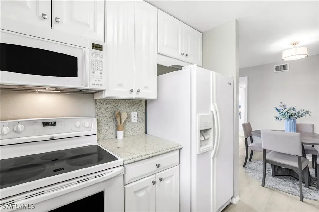 766 Central Avenue Naples FL 34102