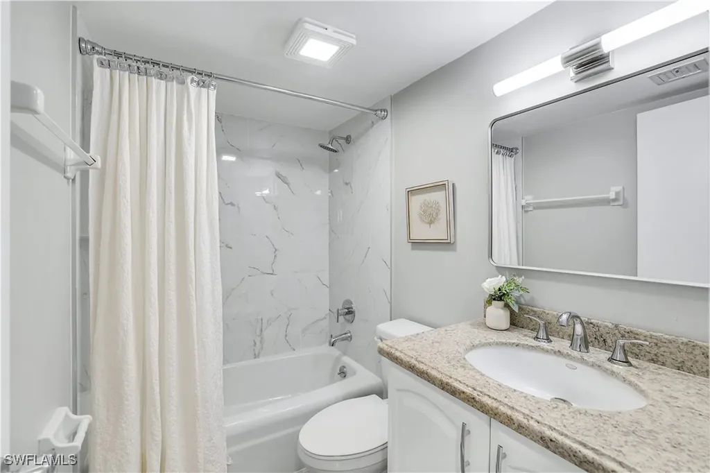 766 Central Avenue Naples FL 34102
