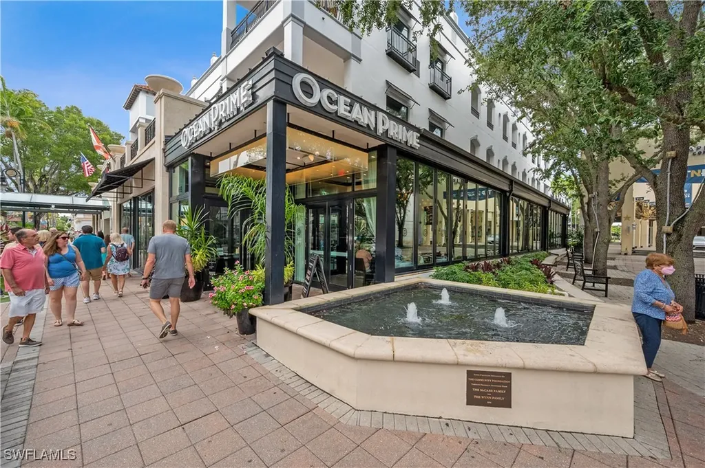 766 Central Avenue Naples FL 34102