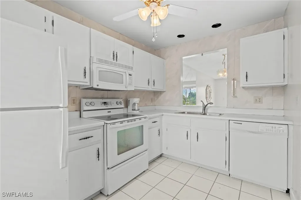 6184 Michelle Way Fort Myers FL 33919