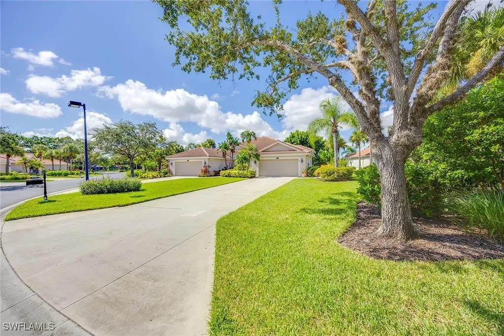 8482 Bent Creek Way Naples FL 34114