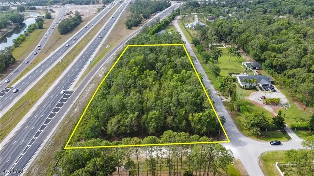 620 Soll Street Naples FL 34109