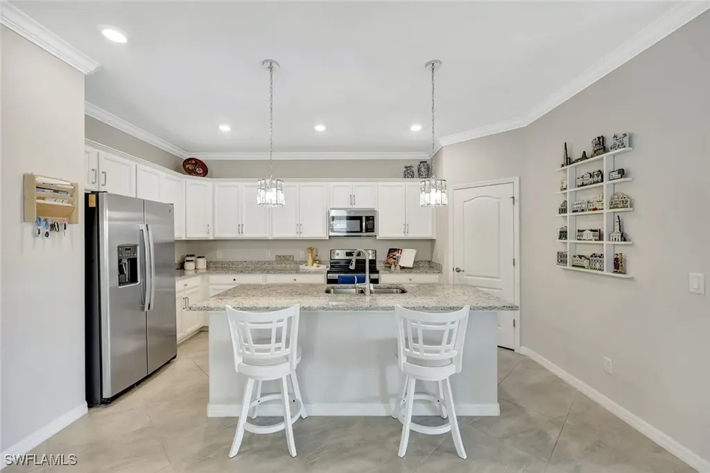 2174 Clementine Street Naples FL 34120
