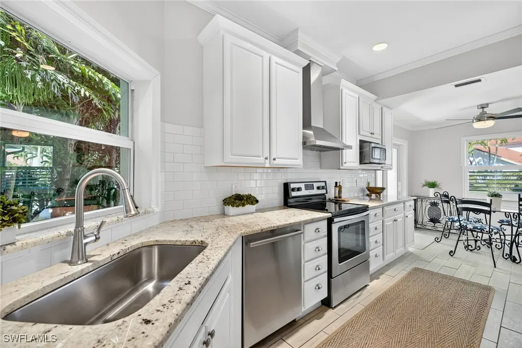 2193 Paget Circle Naples FL 34112