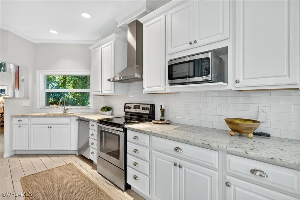 2193 Paget Circle Naples FL 34112