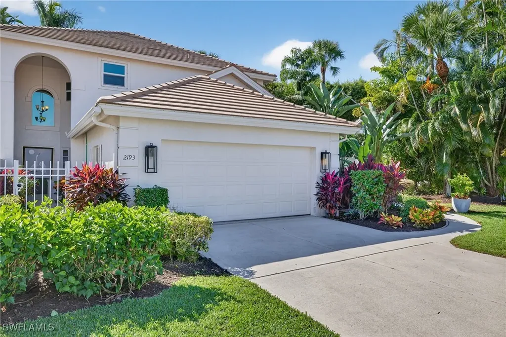 2193 Paget Circle Naples FL 34112
