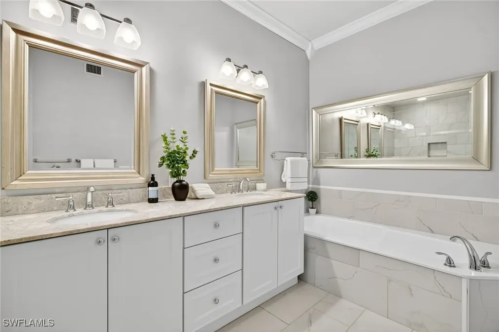 2193 Paget Circle Naples FL 34112